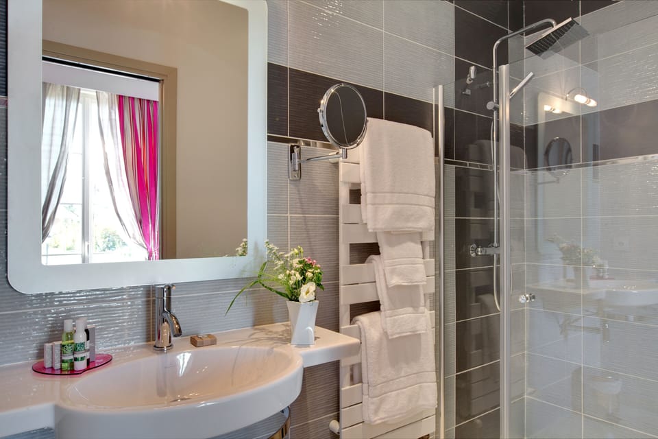 Free toiletries, hair dryer, towels
