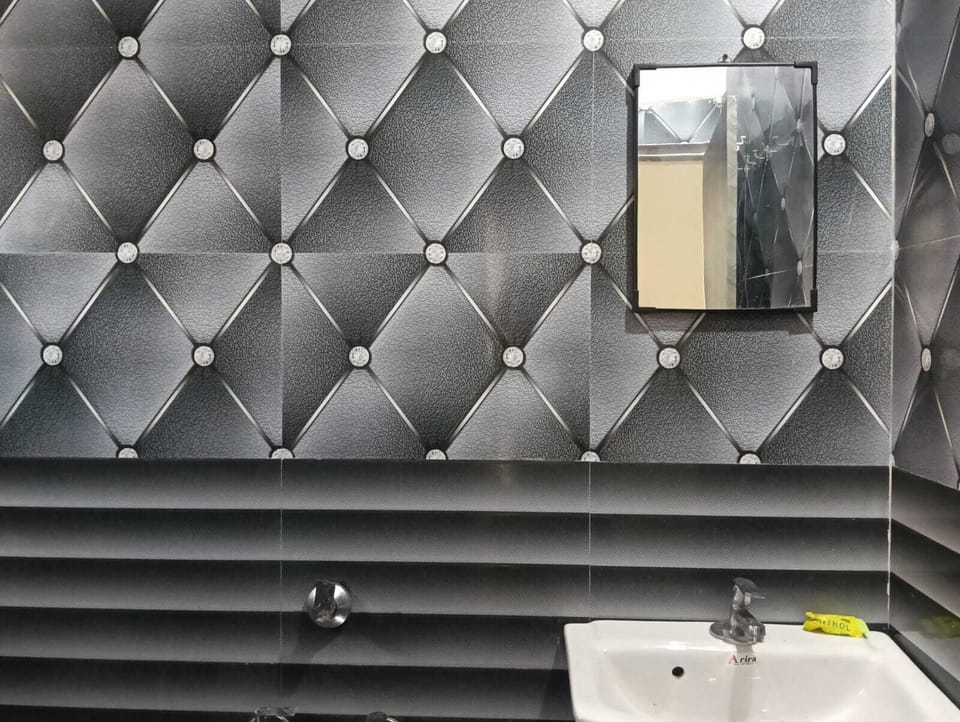 Standard Room | Bathroom | Shower, soap