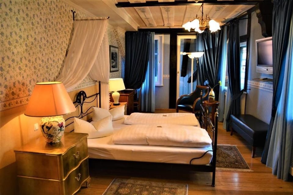 Double Room, City View | In-room safe, iron/ironing board (on request)