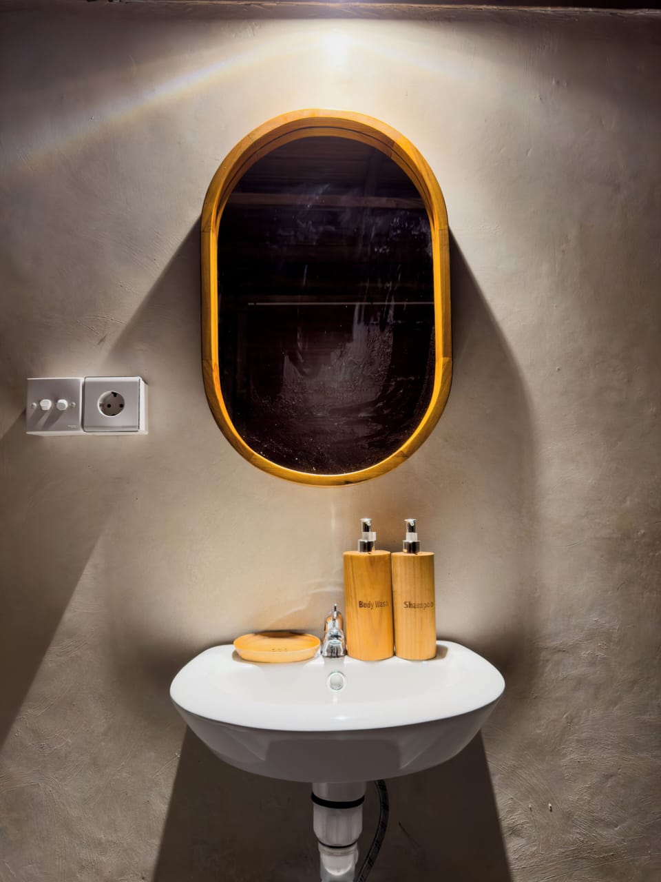 Economy Double Room, Valley View | Bathroom | Separate tub and shower, free toiletries, towels, soap