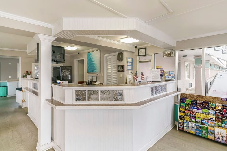 Entrance / Reception