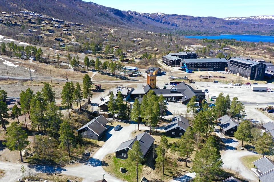 Excellent base for cross-country skiing, alpine, biking & hiking