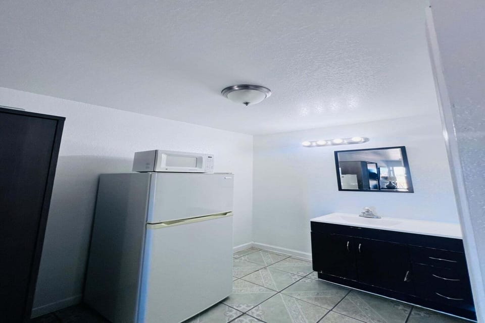 Entrance / Reception