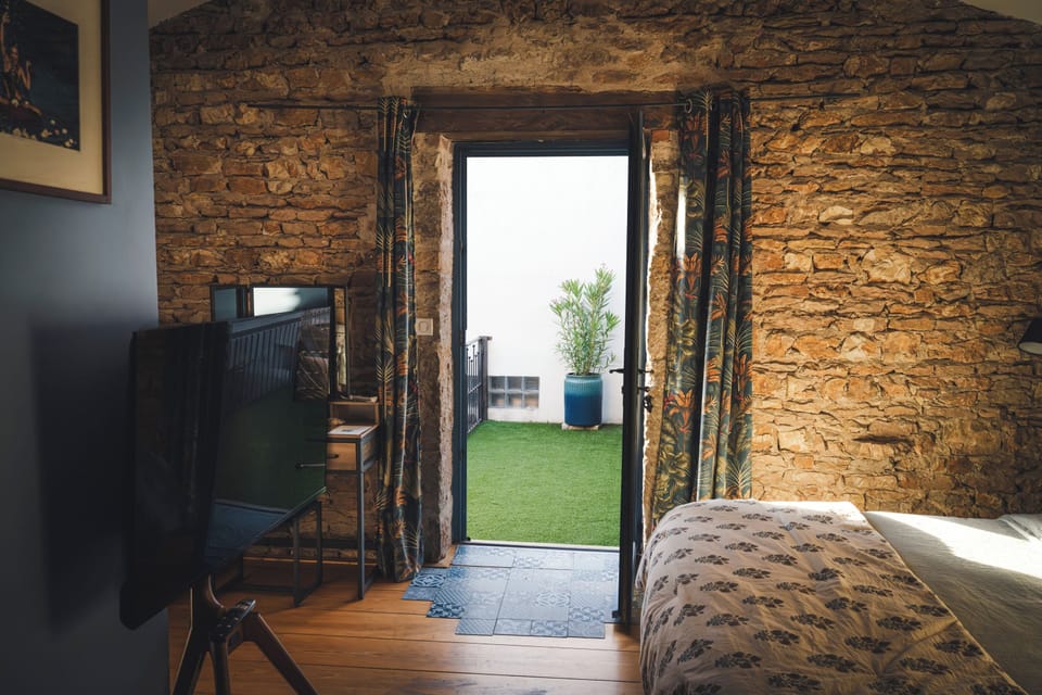 Deluxe Double or Twin Room, Garden View (Cormatin) | In-room safe, WiFi (free)