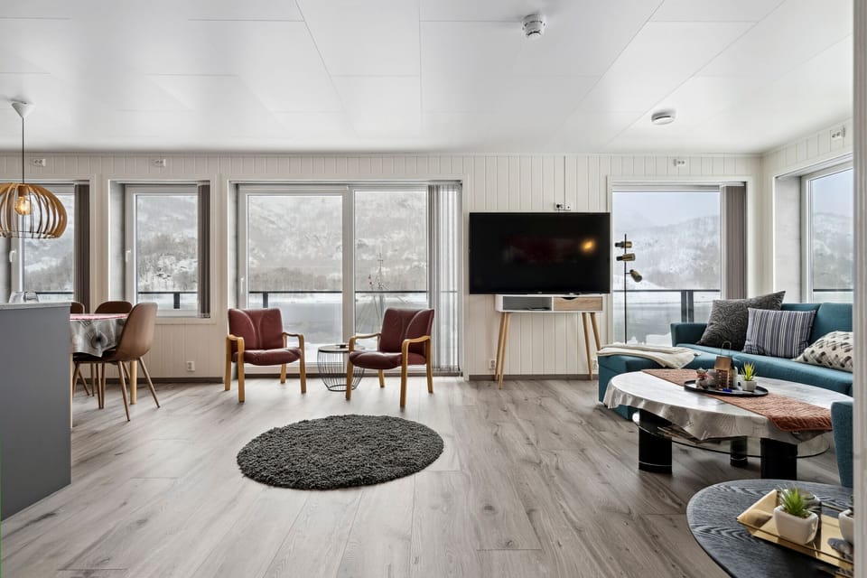 Living-room with TV