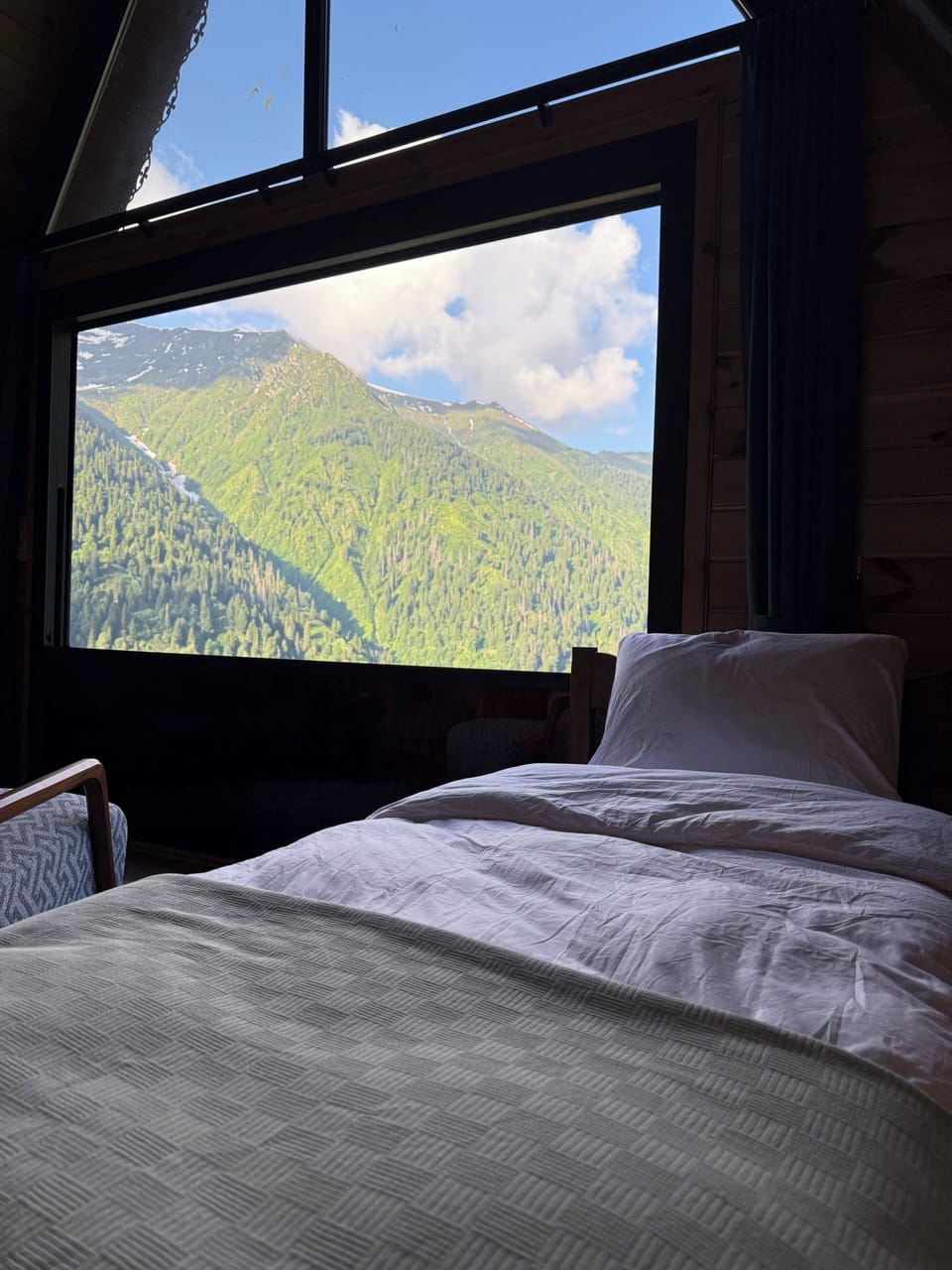 Family Quadruple Room, Mountain View | Egyptian cotton sheets, premium bedding, down comforters