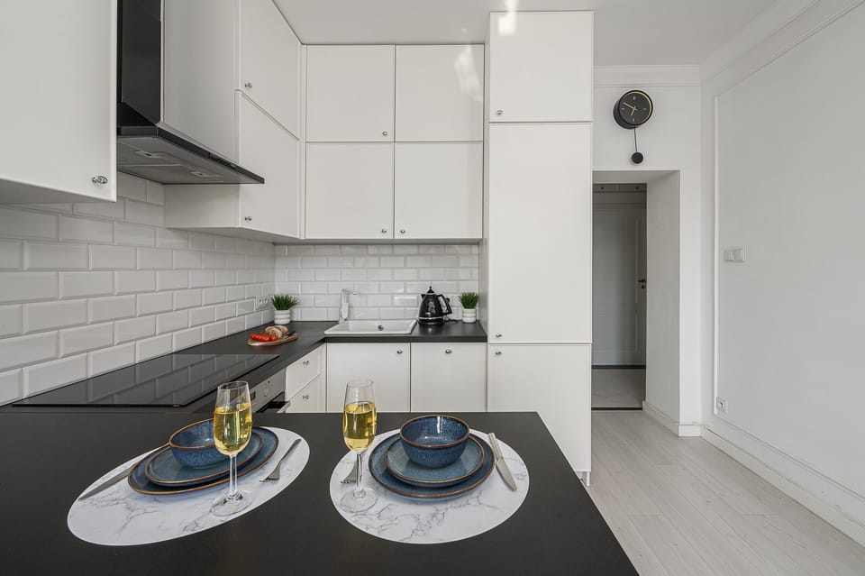 Superior Apartment, City View | Private kitchen | Espresso maker, fridge, oven, stovetop