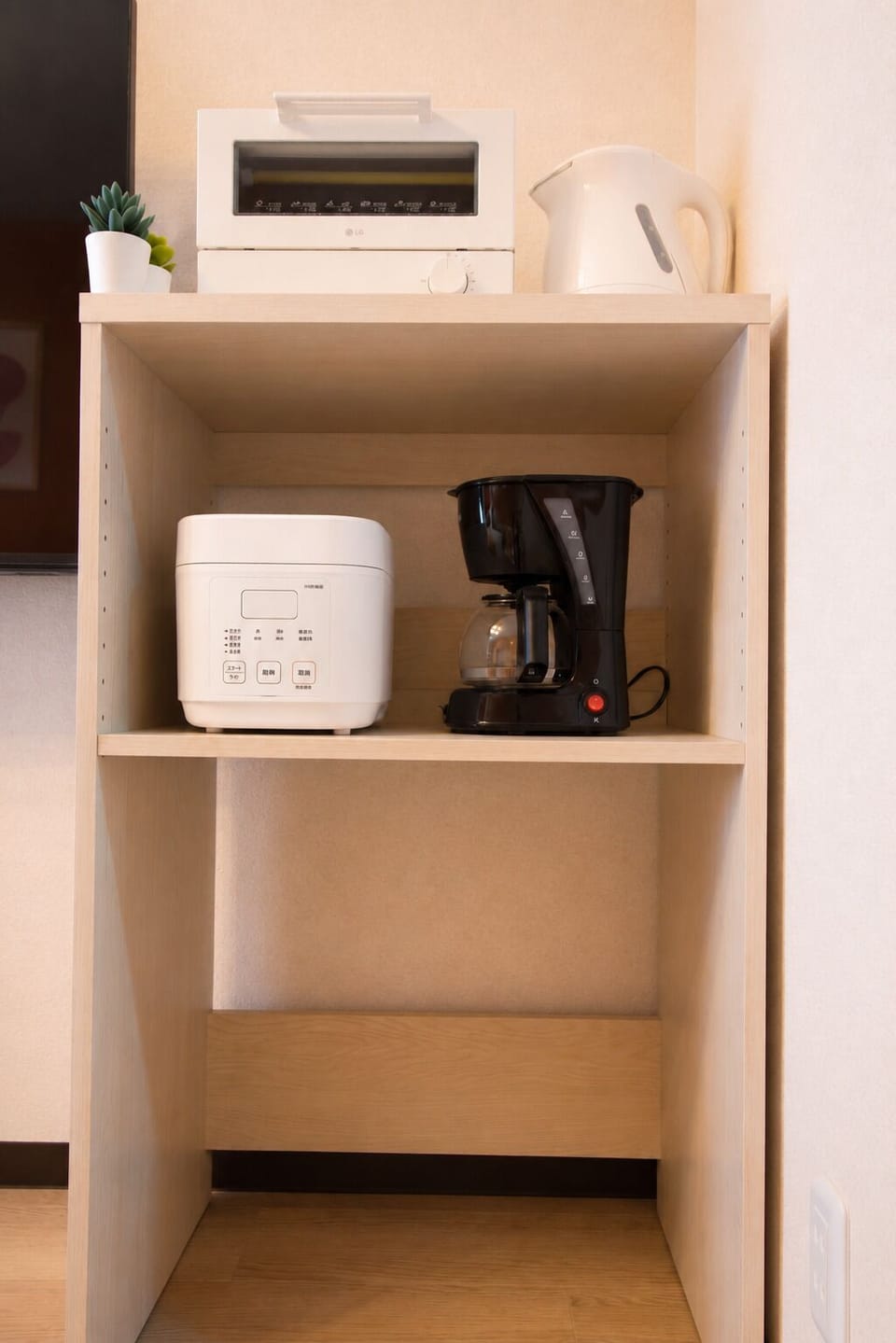 Deluxe Apartment, Balcony | Private kitchen