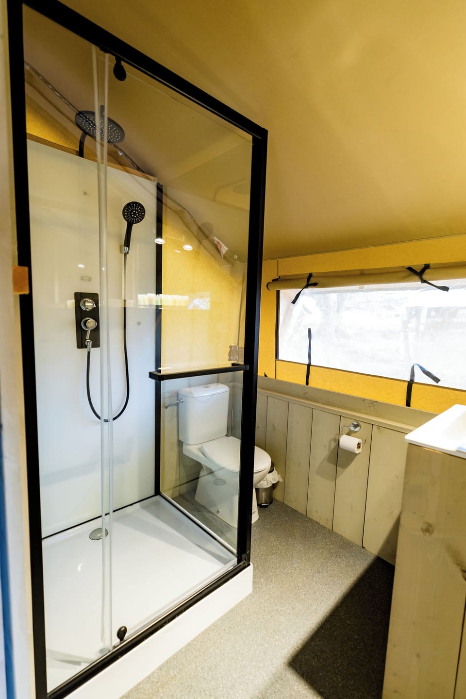 Tent, Balcony, Garden View | Bathroom | Free toiletries, toilet paper