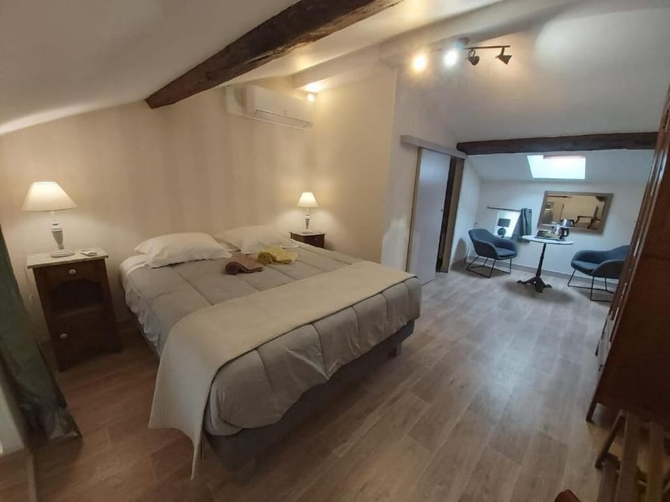 Superior Double Room, 1 Queen Bed | In-room safe, blackout drapes, WiFi (free), individually decorated
