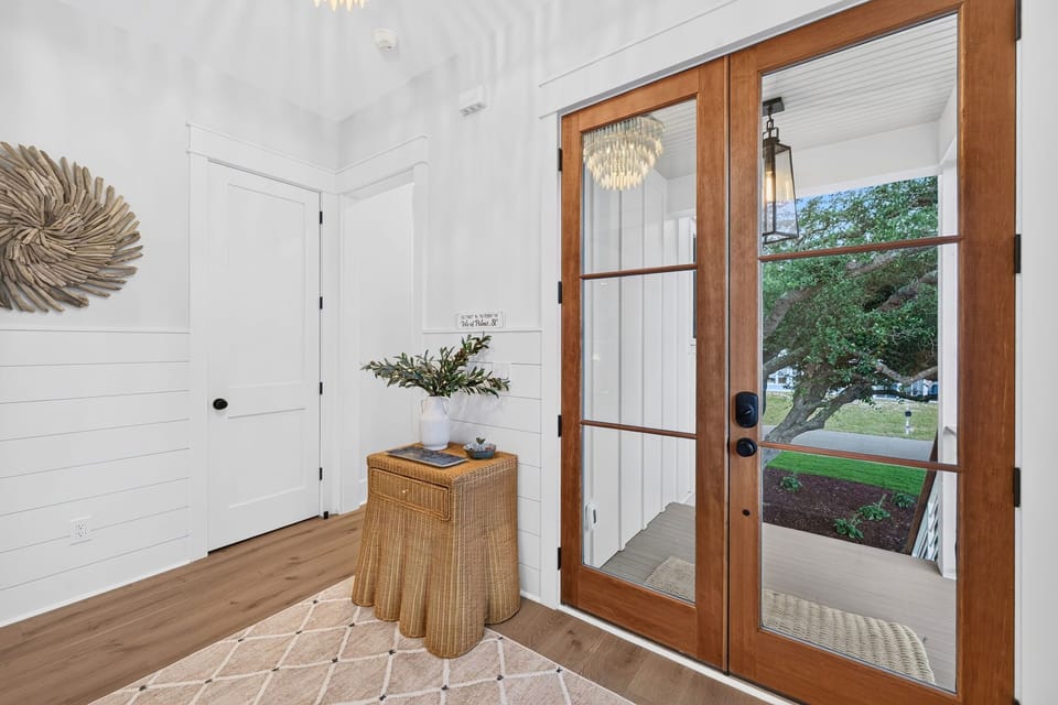 Front Door | Tahanan Palms | 3 38th Ave | IOP Escapes