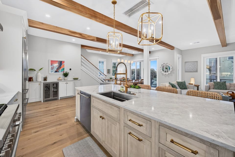 Kitchen | Tahanan Palms | 3 38th Ave | IOP Escapes