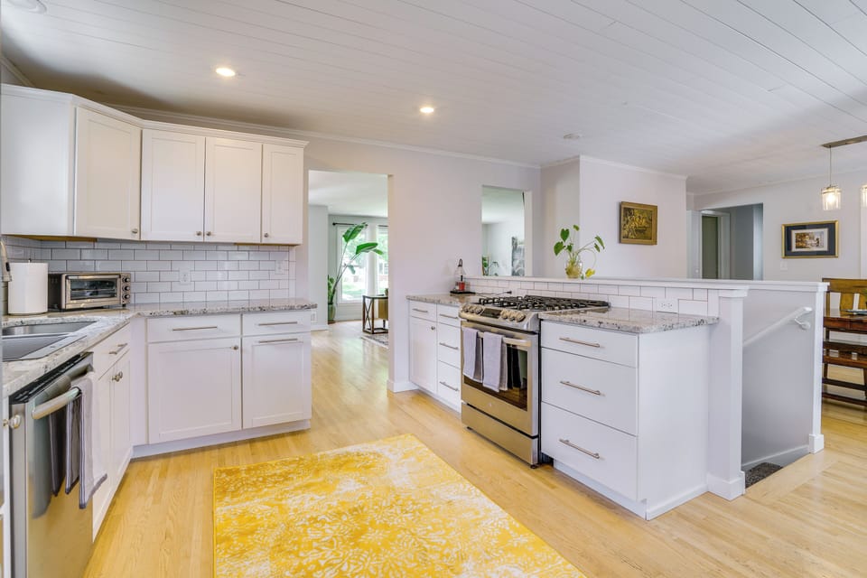 House (2 Bedrooms) | Interior