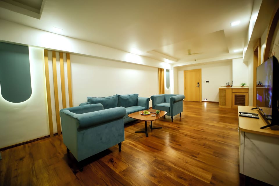 Suite | In-room dining