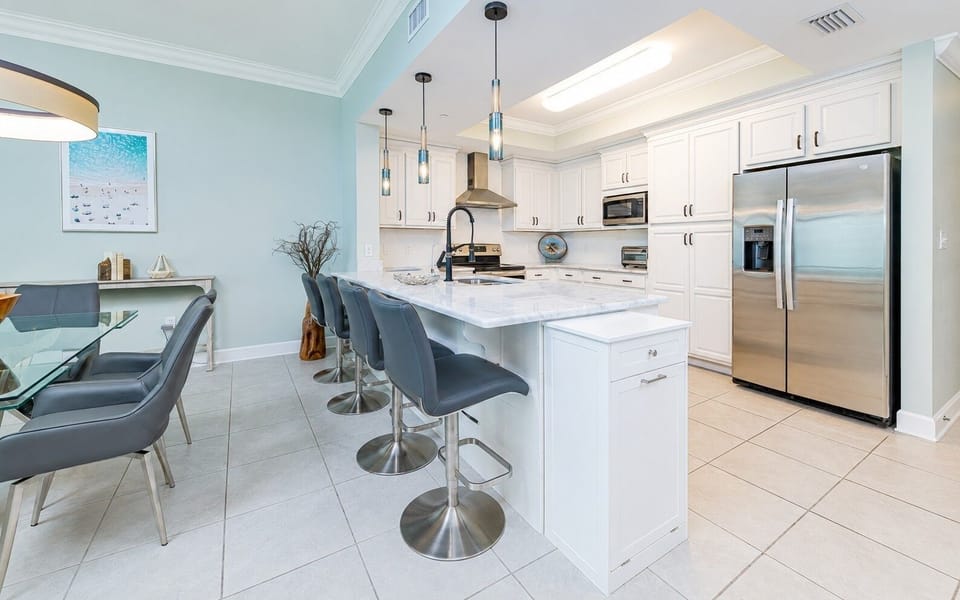 Condo, 3 Bedrooms | Private kitchen | Coffee/tea maker, fridge, oven