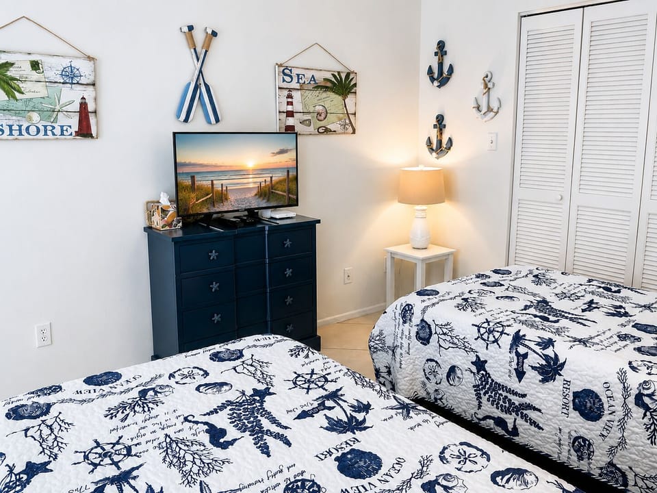 Seaplace M1-502 by FVC - Guest Room
