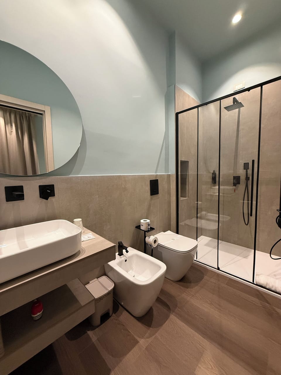 Basic Twin Room | Bathroom