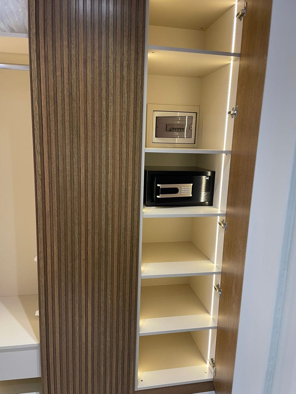Minibar, in-room safe, laptop workspace, soundproofing