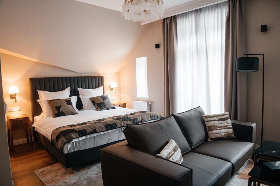 Comfort Double Room, City View | Desk, WiFi (free)
