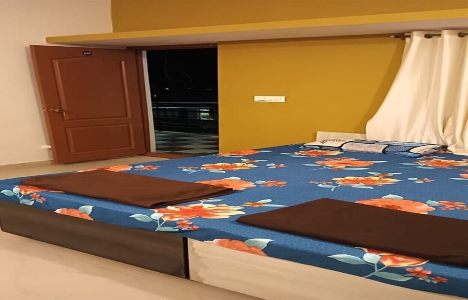 Standard Double Room | Hypo-allergenic bedding available
