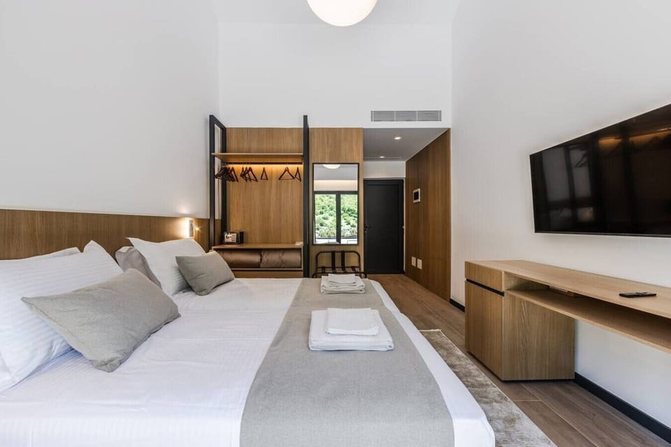 Bedroom with a double bed