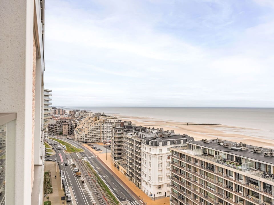 Daytime, Horizon, Building, Apartment, Landscape, Residential Area, Coast, Condominium, Sea