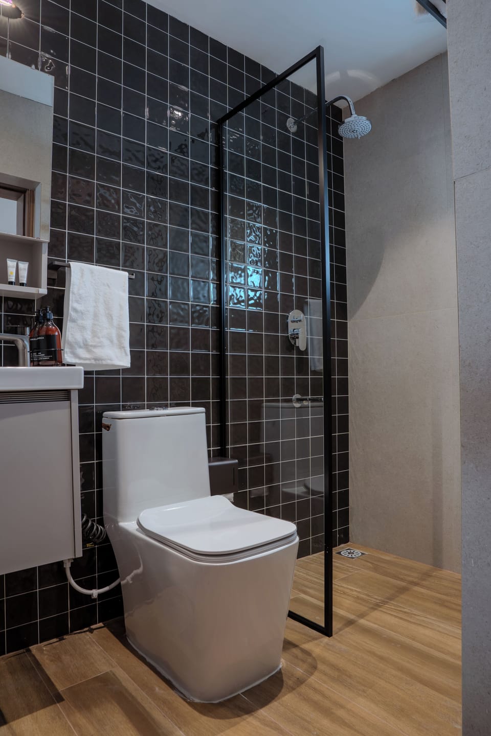 Bathroom | Shower, towels, soap, shampoo