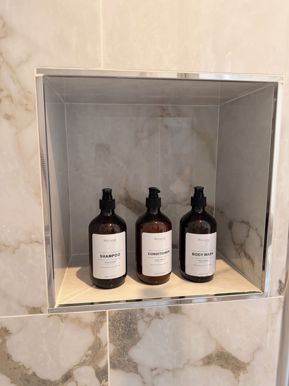 Classic Double Room, Partial Sea View | Bathroom | Shower, towels, soap, shampoo