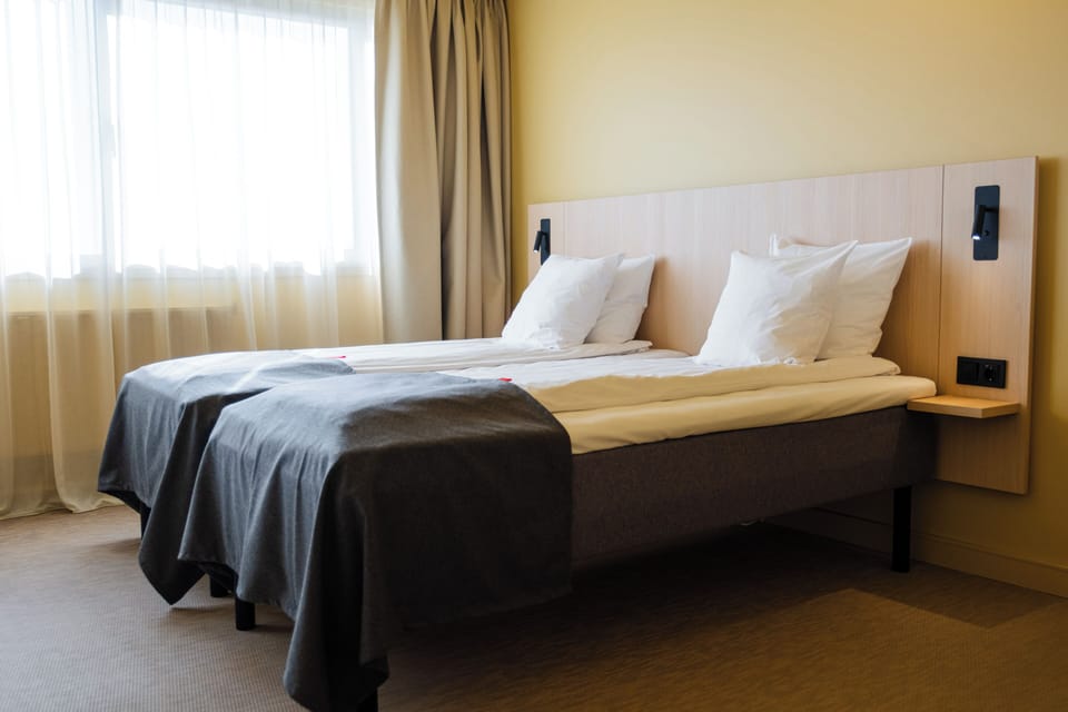 Family Quadruple Room | Desk, laptop workspace, WiFi (free)