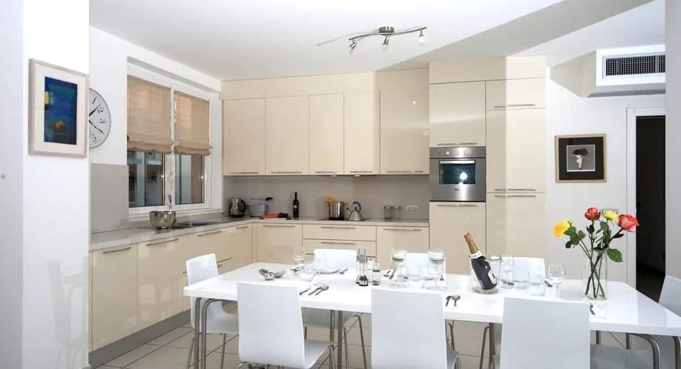 Apartment, Multiple Beds, Mountain View (Apartment Maccagno) | Private kitchen