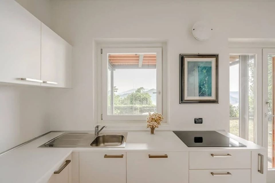 Villa, Multiple Beds, Mountain View (Villa Dagnente) | Private kitchen