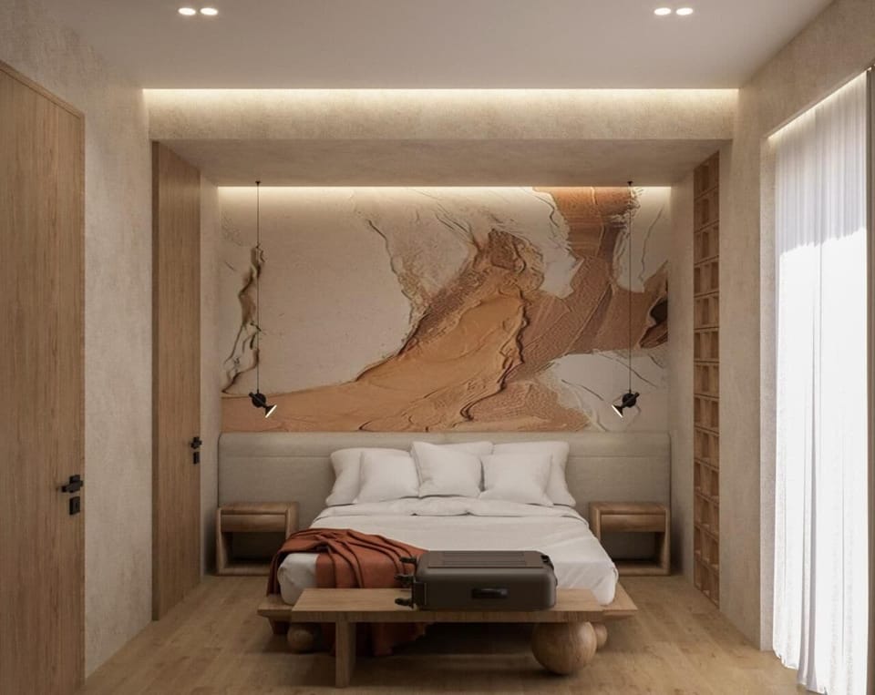 Minibar, desk, WiFi (free), bed sheets