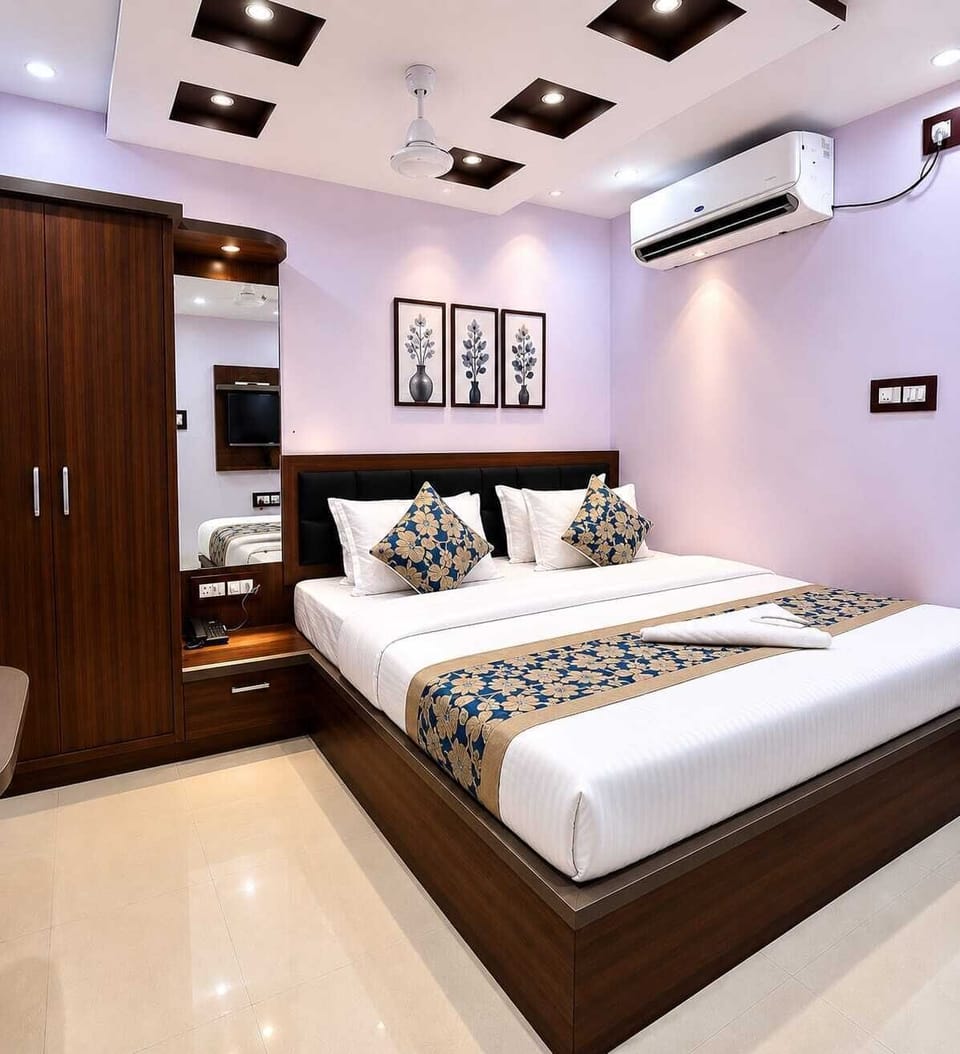 Deluxe Double Room | Desk, laptop workspace, WiFi (free)
