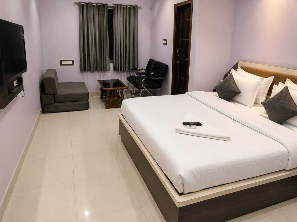 Deluxe Double Room | Desk, laptop workspace, WiFi (free)