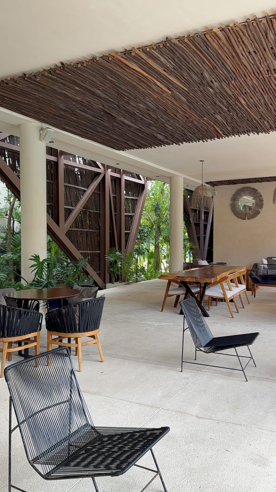 Outdoor dining
