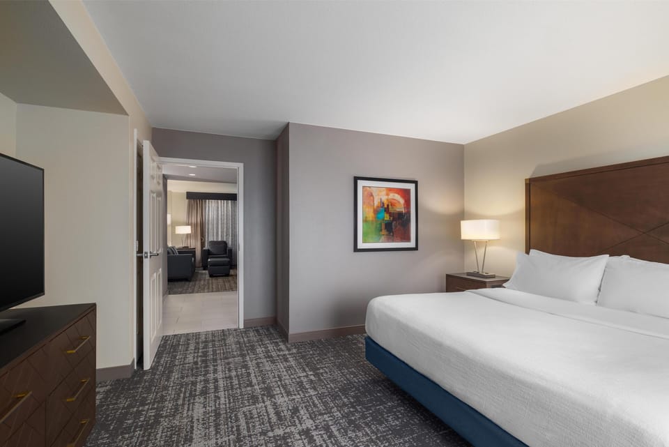 1 bedroom, in-room safe, desk, laptop workspace
