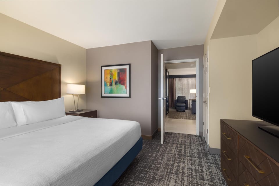 1 bedroom, in-room safe, desk, laptop workspace