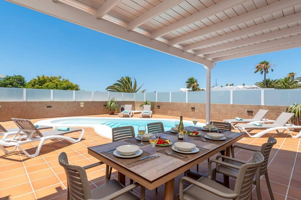 Villa Mamelo image
