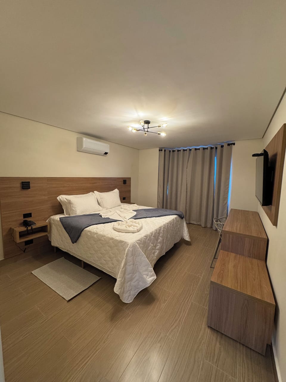 Deluxe Double Room, 1 King Bed, Mountain View | Desk, laptop workspace, WiFi (free)