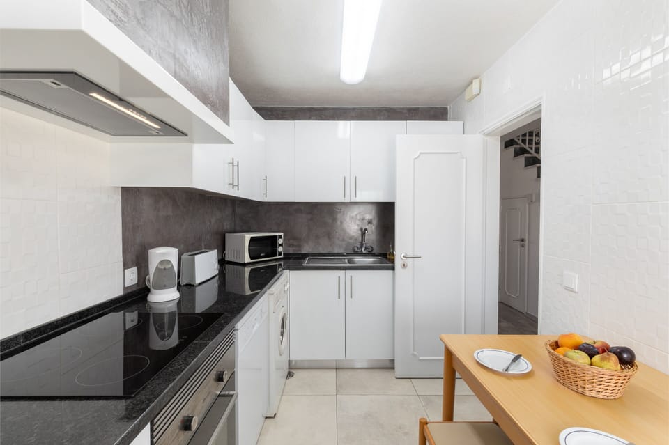 Villa, 2 Bedrooms, Patio | Private kitchen | Fridge, microwave, oven, stovetop