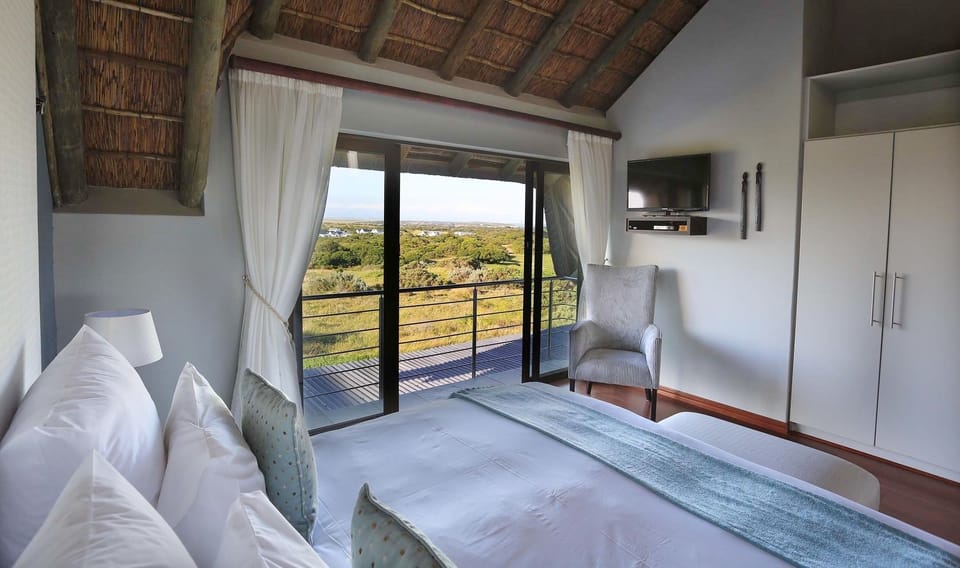 Comfort Double or Twin Room (Twin / Double Rooms ) | Premium bedding, in-room safe, desk, free WiFi