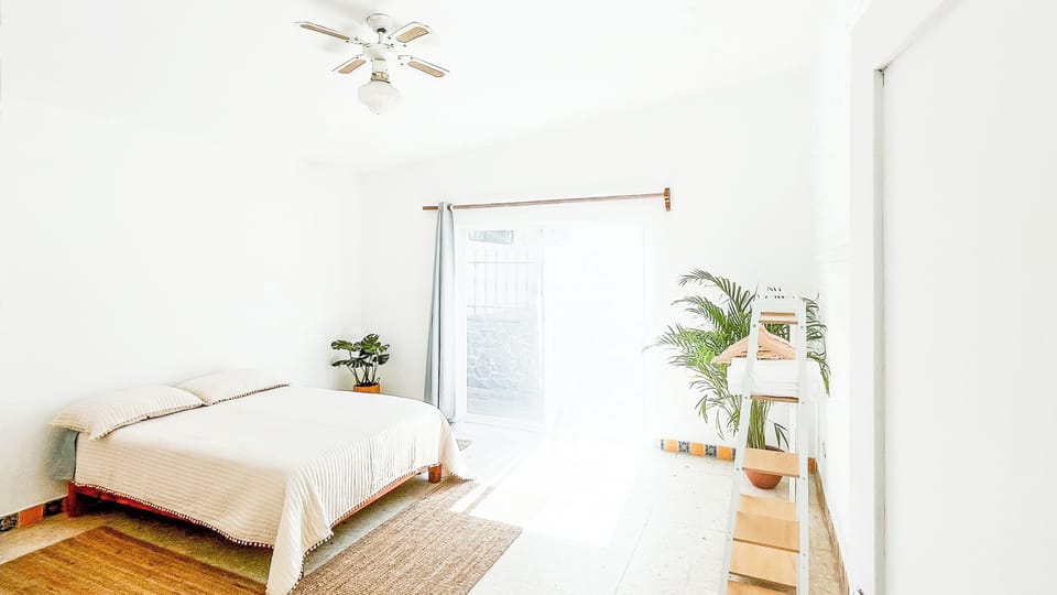 Standard Double Room | WiFi (free), individually decorated, individually furnished