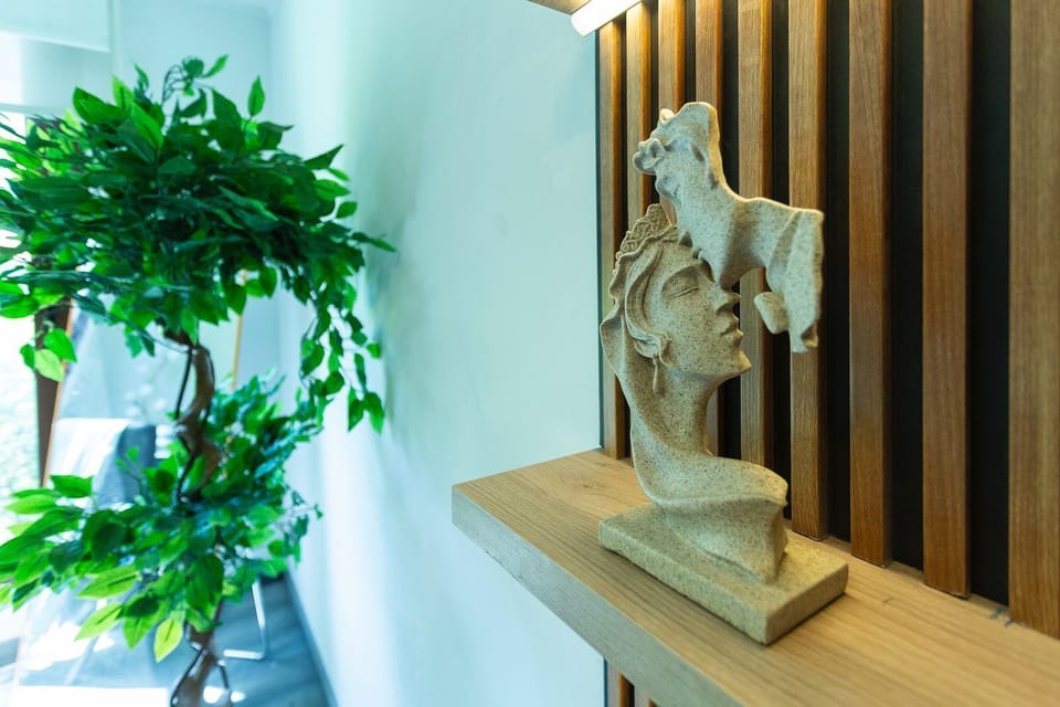 Deluxe Apartment, Balcony, Pool View | Interior detail