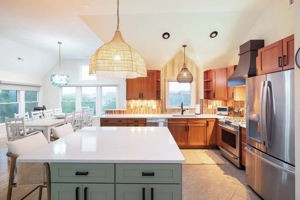Fully Stocked Kitchen