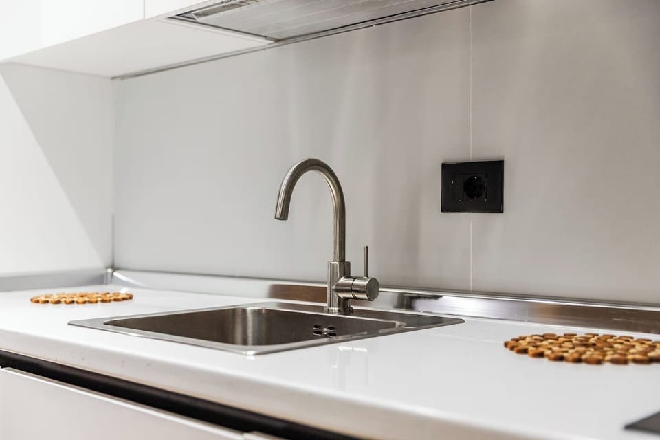 Fully-equipped kitchen details