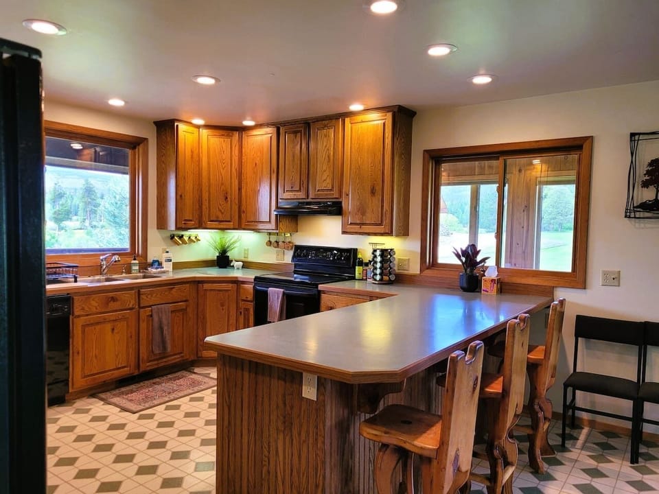 Spacious kitchen outfitted with cookware