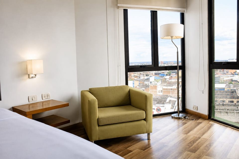 Junior Room, Balcony, City View | Living area