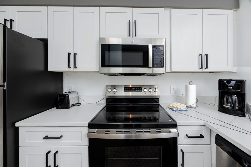 Perfect spot to prepare snacks or home cooked meals 