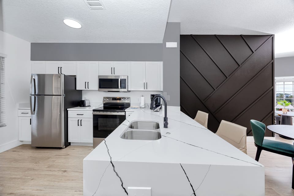 Beautiful kitchen and open layout