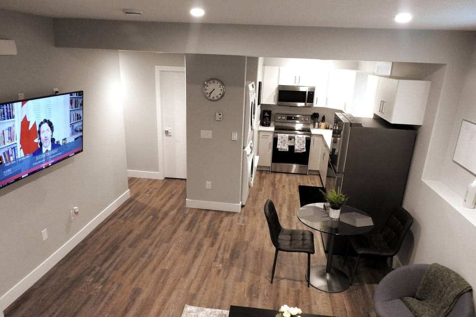 House, 2 Bedrooms | Living room